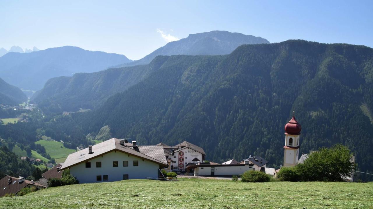 San Pietro Dolomiti Small Budget Hotel أورتيسايْ المظهر الخارجي الصورة