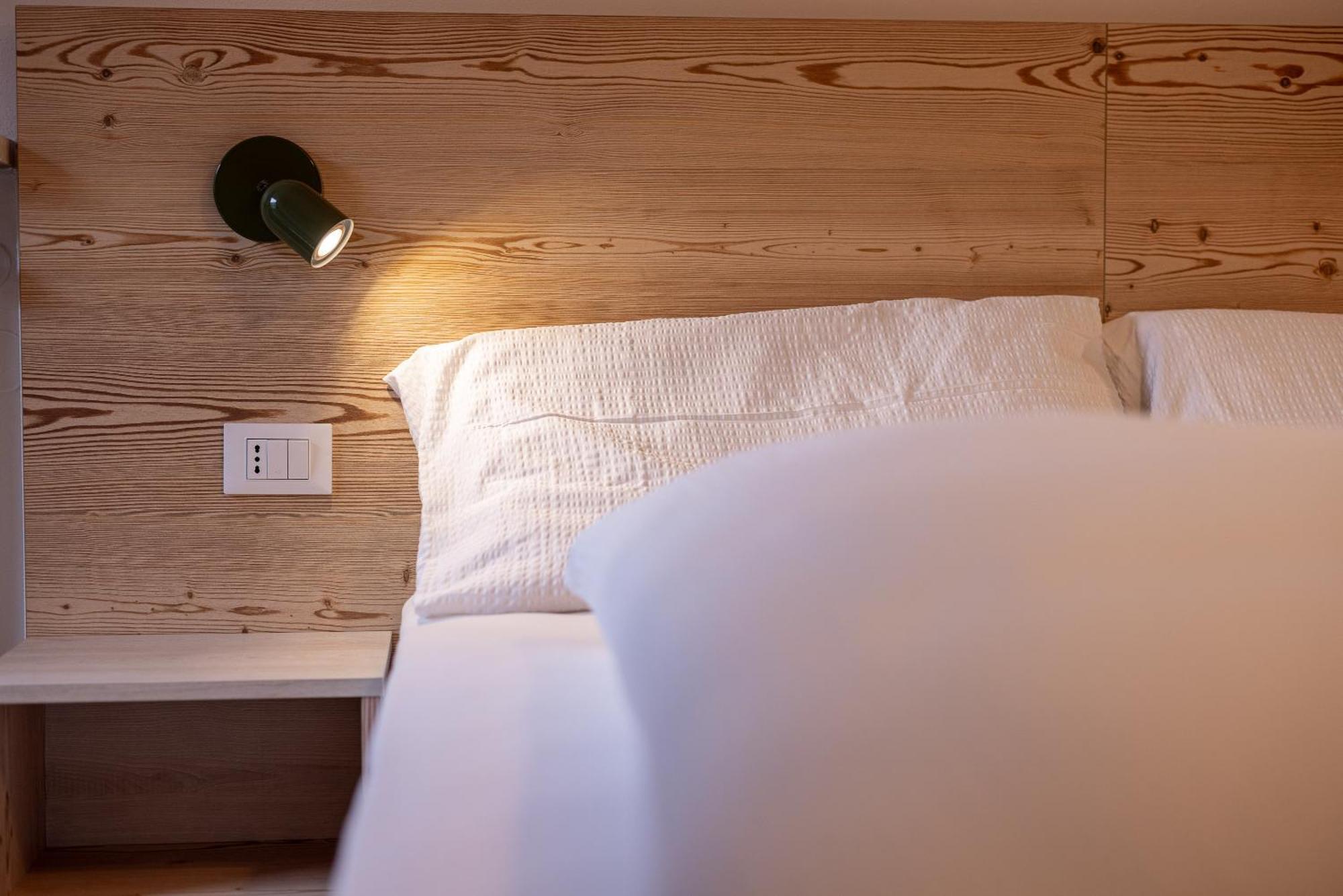 San Pietro Dolomiti Small Budget Hotel أورتيسايْ المظهر الخارجي الصورة
